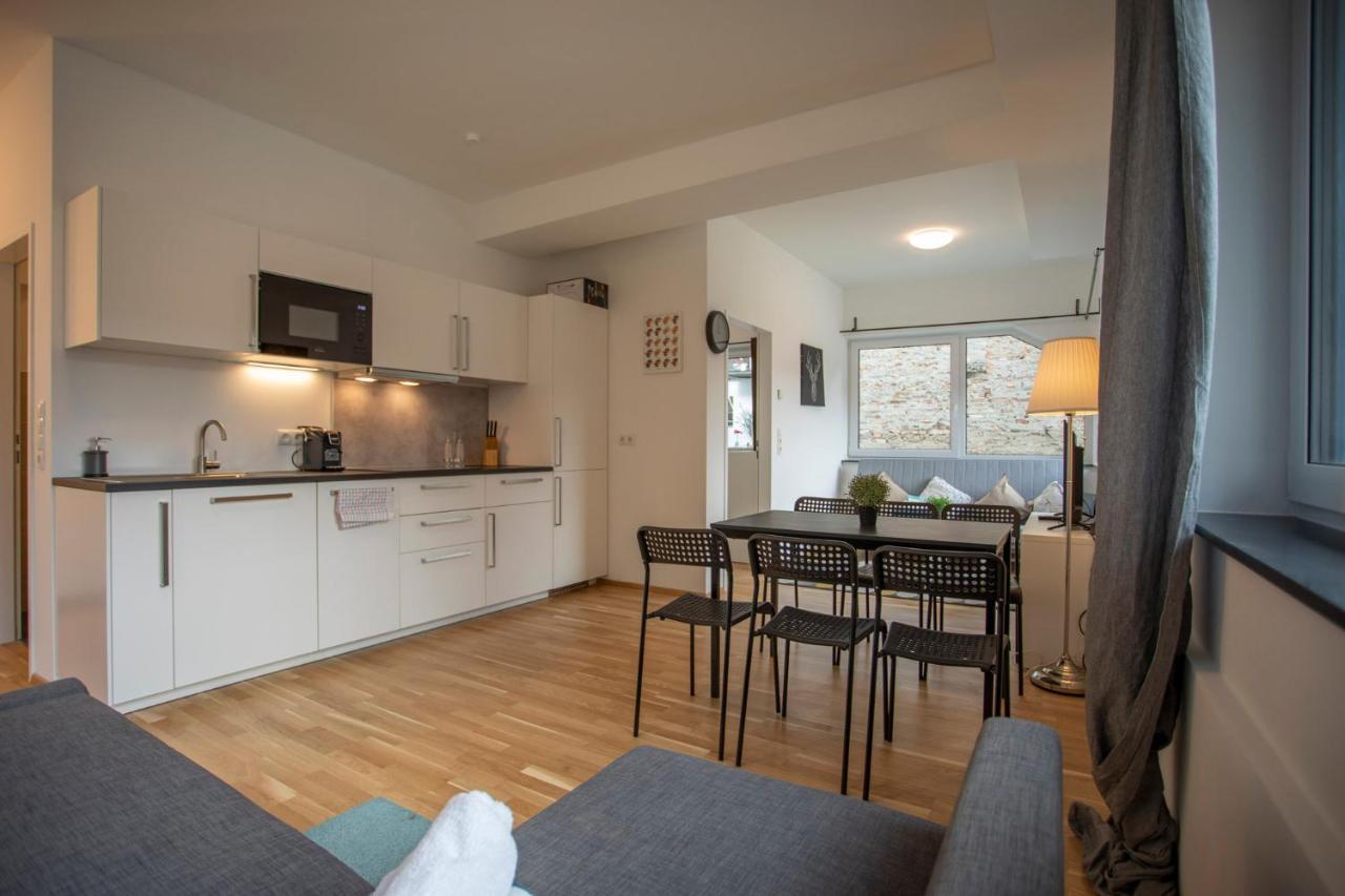 Lovely City Center Apartment In Innsbruck Exterior photo